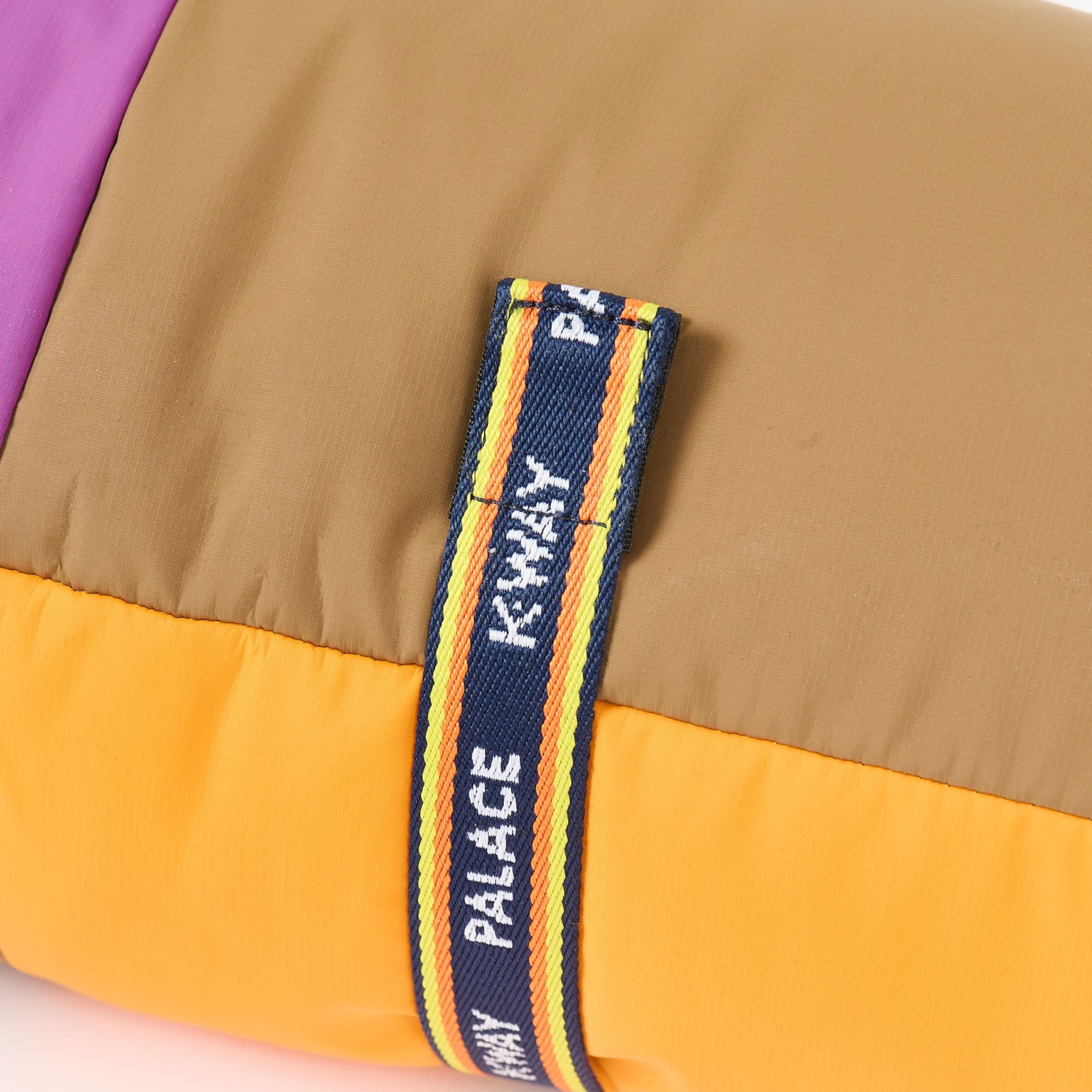 New PALACE FOLDABLE DOG BLANKET MULTI / PURPLE / ORANGE Accessories
